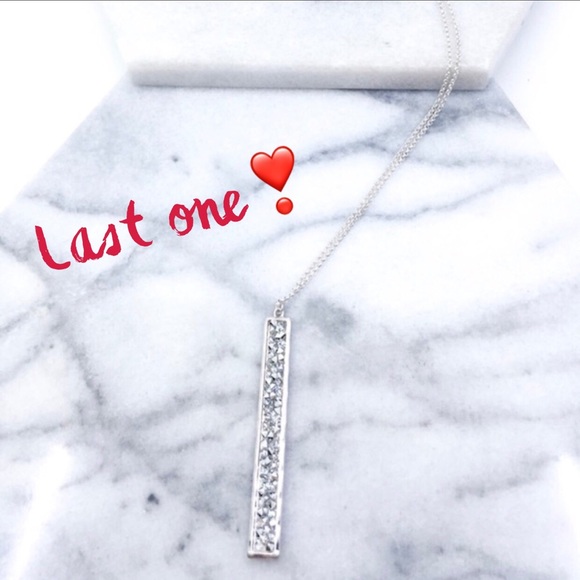 Southern Seoul Jewelry - Silvertone crushed stone silver bar necklace